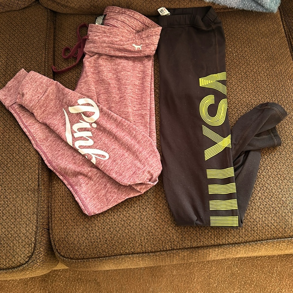 VS Pink leggings